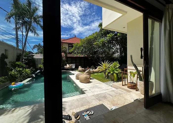 Villa Palm Bali Seminyak